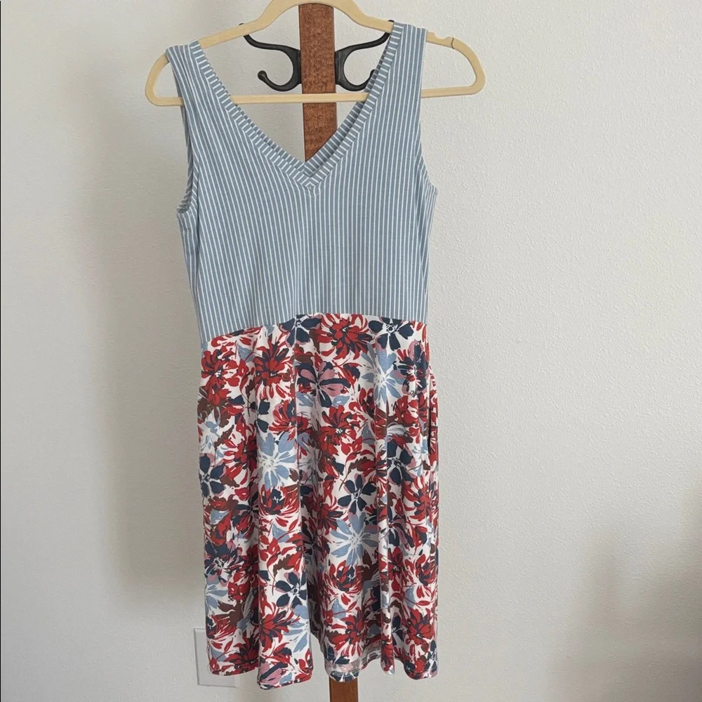 Pact Blue and Red Floral Midi Dress - Picture 7 of 9